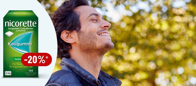 Ein Mann im Seitenprofil lächelt vor einem Baum. Links daneben sieht man die Nicorette Kaugummi freshmint 2 mg Nikotin und einen 20% Rabatt-Störer.