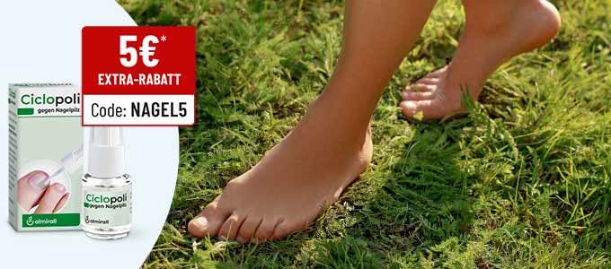 Ciclopoli gegen Nagelpilz mit 5€ Rabattcode NAGEL5, barfüßige Füße auf Gras im Hintergrund Ciclopoli gegen Nagelpilz mit 5€ Rabattcode NAGEL5, barfüßige Füße auf Gras im Hintergrund