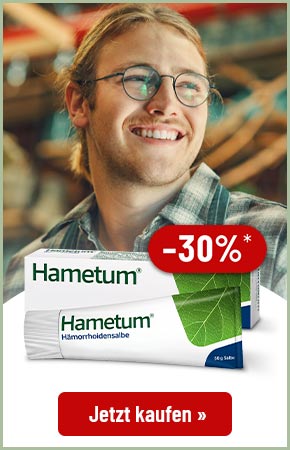 Lächelnder Mann mit Brille und Hametum Hämorrhoidensalbe mit -30% Rabatt. Roter Button: Jetzt kaufen.