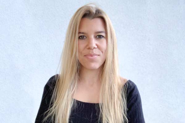 Ärztin Dr. Leonie Dolder Ärztin Dr. Leonie Dolder